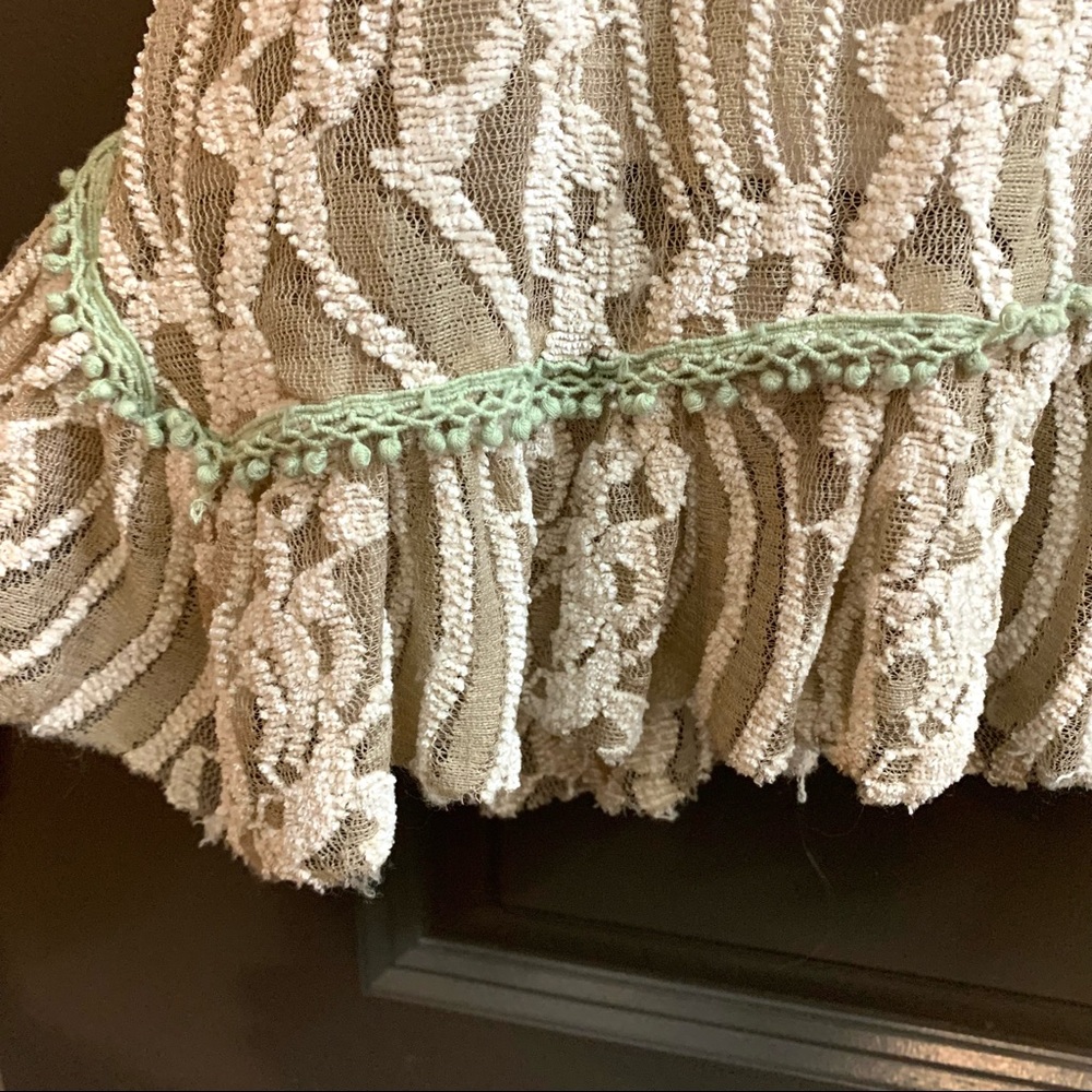 Adorn Tan Lace Ruffled Top - Picture 4 of 9
